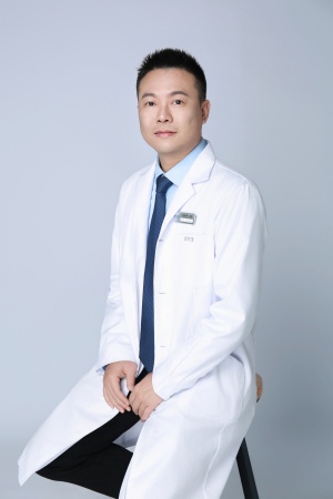 黄志昌
